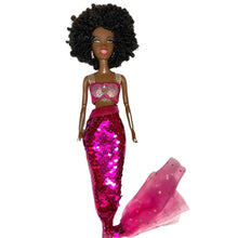 Charger l&#39;image dans la galerie, Les poupées Barbie &quot;Sirène&quot; aux cheveux bouclés et crépus - POPMYCURLS BOX PARIS
