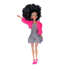 Load image into Gallery viewer, Les poupées Barbie &quot;Street Style&quot; aux cheveux bouclés et crépus - POPMYCURLS BOX PARIS
