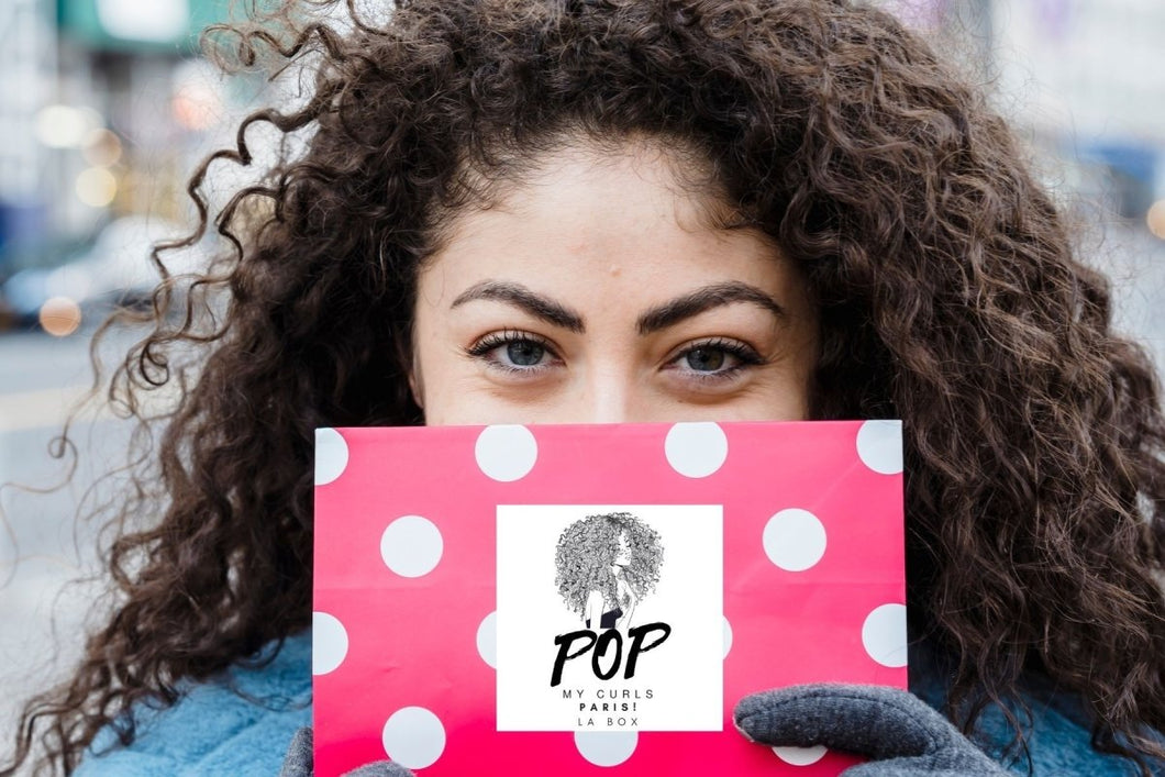 Offrir une carte cadeau qui POP! - POPMYCURLS BOX PARIS